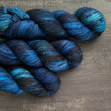 Bella - A single blue rose